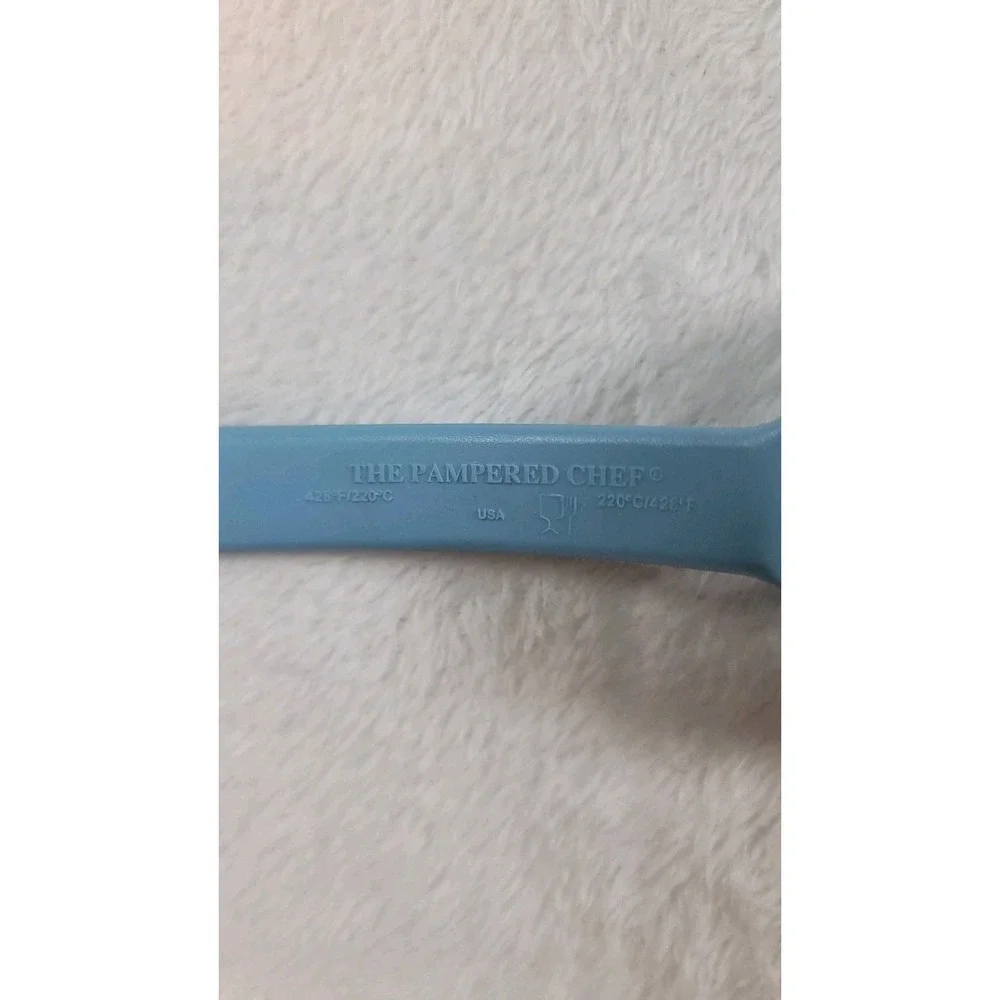 Pampered Chef Blue Nylon Slotted‎ Spatula 2351 12 3/4
